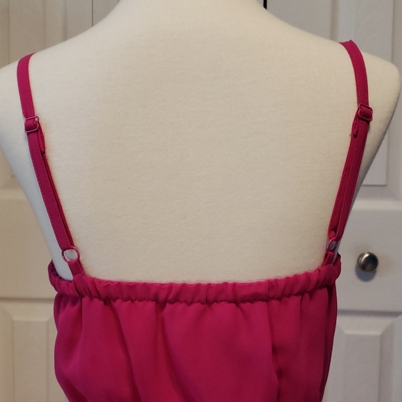❤️ 2/$25 … Fuchsia dress - Picture 5 of 7